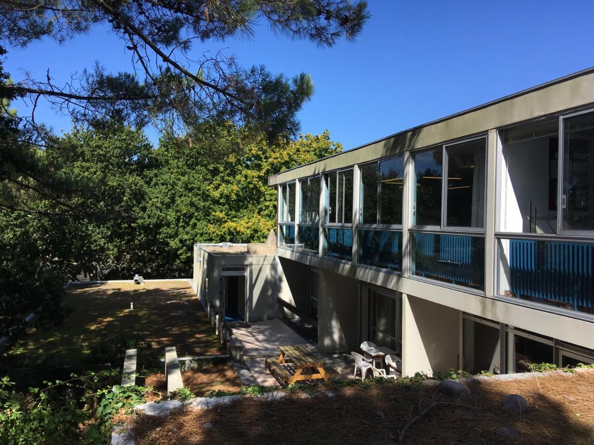 Auberge De Jeunesse Hi Лорьян Экстерьер фото